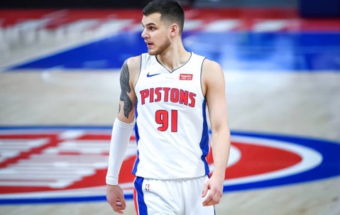 九游会官网入口 -欧冠赛后再迎强敌；底特律活塞复出首秀；主帅态度：目标明确；更衣室氛围转暖的简单介绍