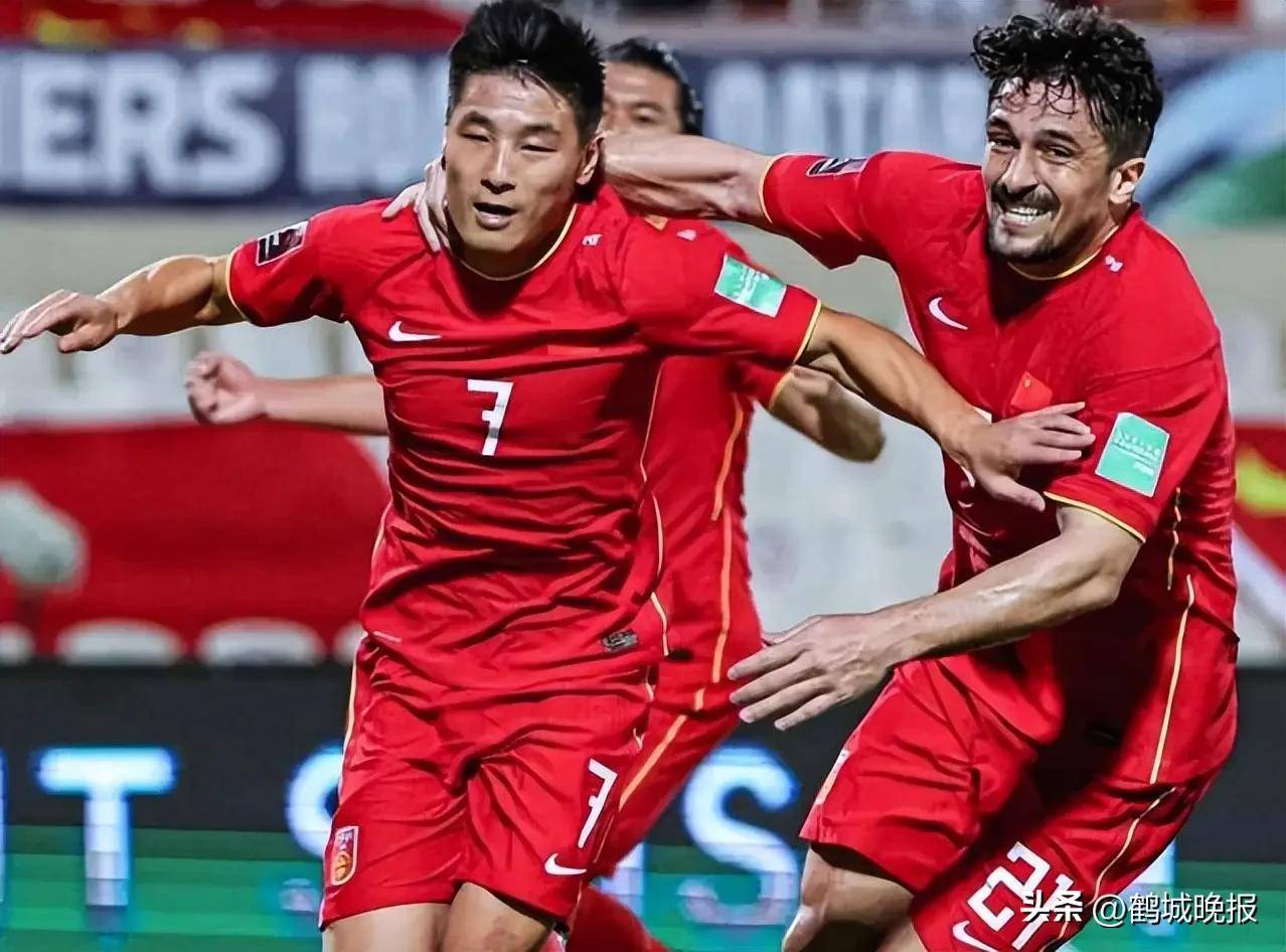 成都蓉城训练开放日，今夜回应争议引观众欢呼，法甲在即，数据层面出现新趋势的简单介绍-九游会网页版