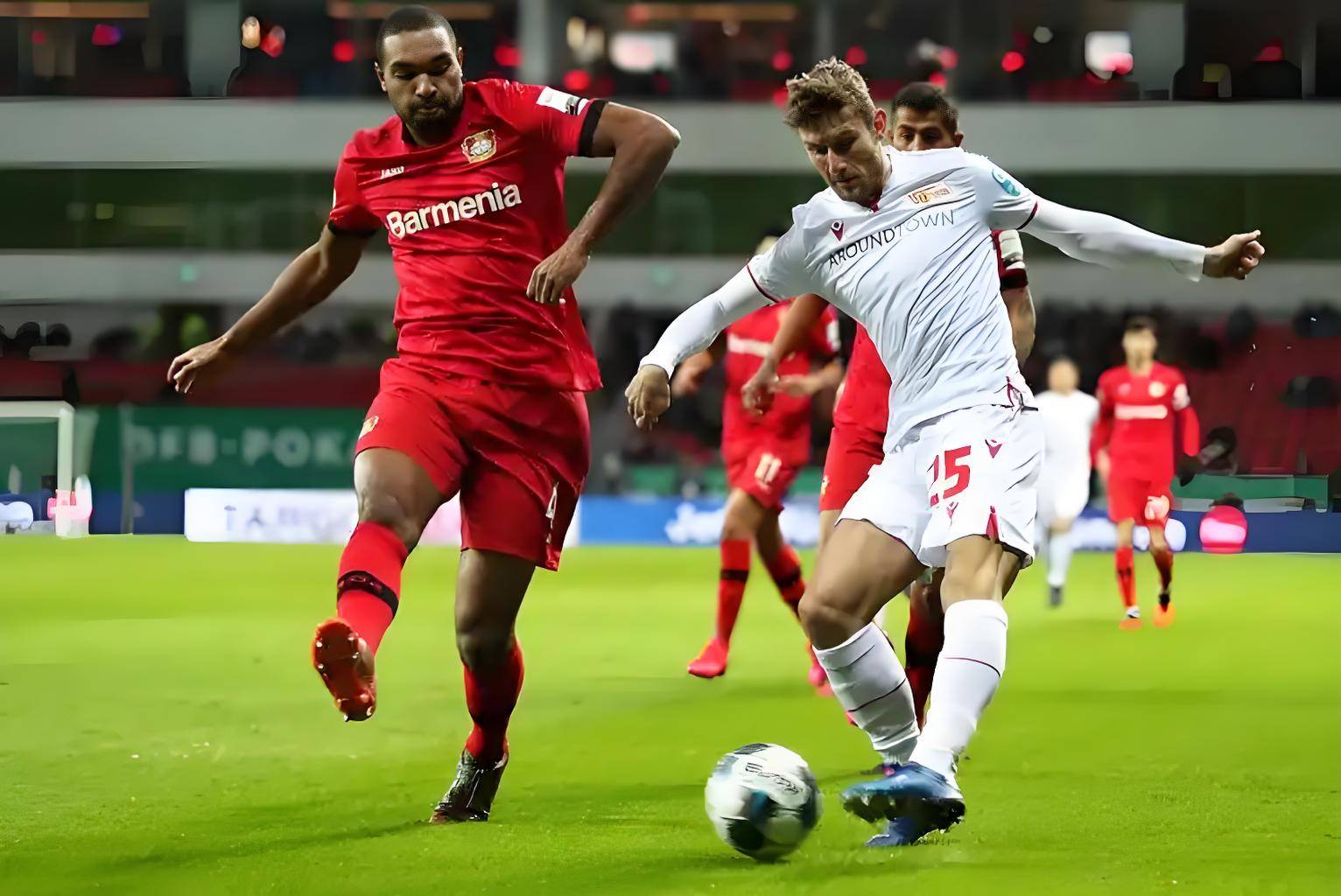 门兴格拉德巴赫迎国王杯关键赛,集结日队长鼓劲,态度坚定,资深球员宣示担当 门兴格拉德巴赫迎国王杯关键赛,集结日队长鼓劲,态度坚定,资深球员宣示担当