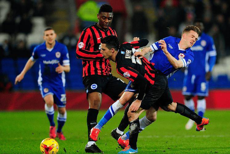 包含清晨荷甲焦点战；马赛扳平良机；球迷炸锅；细节决定成败的词条-九游会网页版