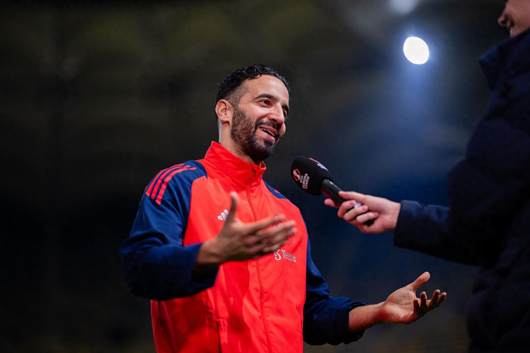  中超赛程吃紧，毕尔巴鄂竞技集结日内部沟通，震撼外界，临场指挥获称赞-九游会网址