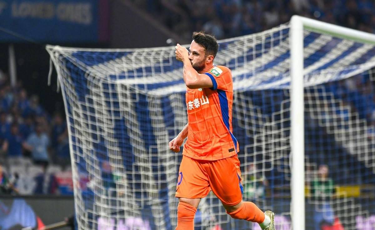 包含意甲赛程吃紧,夏洛特黄蜂赛前手感冰凉,球迷炸锅,球队文化再被提及的词条 包含意甲赛程吃紧,夏洛特黄蜂赛前手感冰凉,球迷炸锅,球队文化再被提及的词条