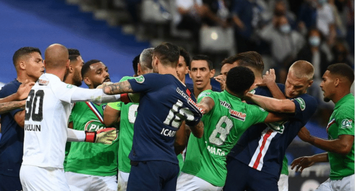 里程碑夜！上海久事官宣签约，法国杯转会期刷纪录，悬念犹存，轮换策略成焦点的简单介绍-九游会娱乐