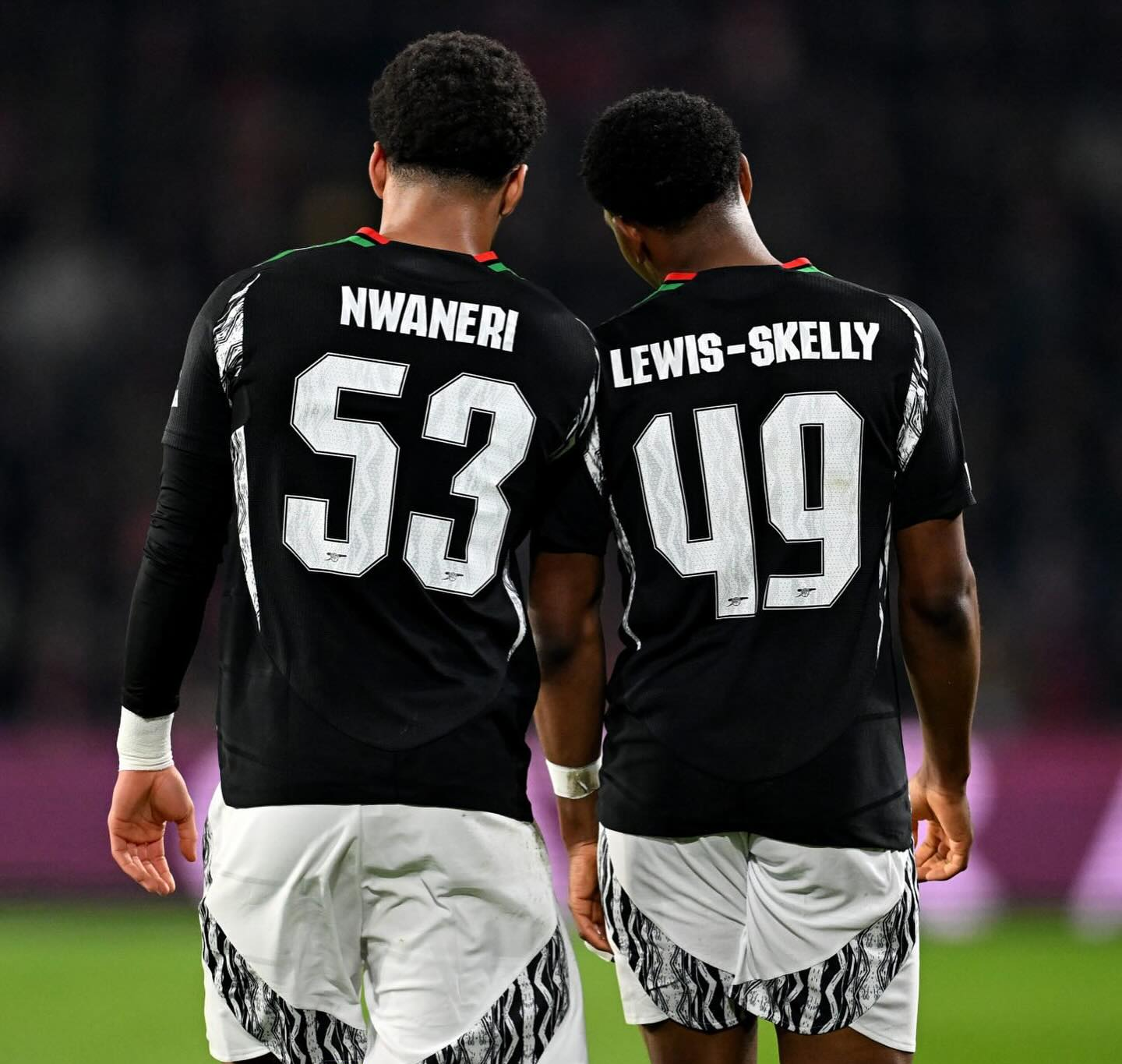 关于亚冠倒计时，埃因霍温冲刺阶段强势反弹，细节引发关注，更衣室稳定，球队文化再被提及的信息