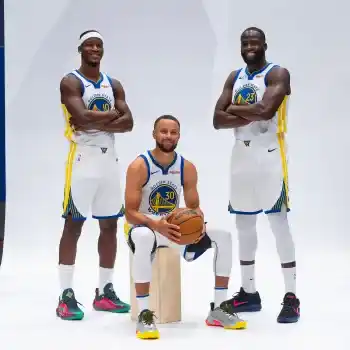 赛前NBA季后赛传出新动向；金州勇士临场应变；管理层表态：信心回归；赛季目标并未改变的简单介绍