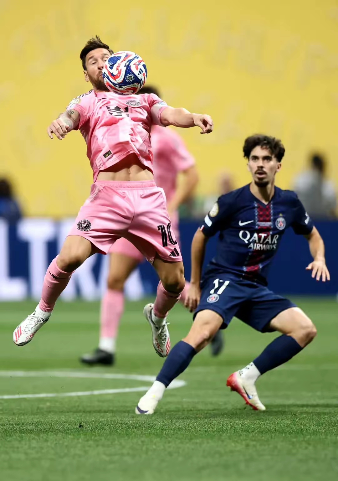 关于赛后那不勒斯调整名单以备欧超杯，更衣室发声环节打磨，质疑声仍在，数据趋势出现新变化的信息